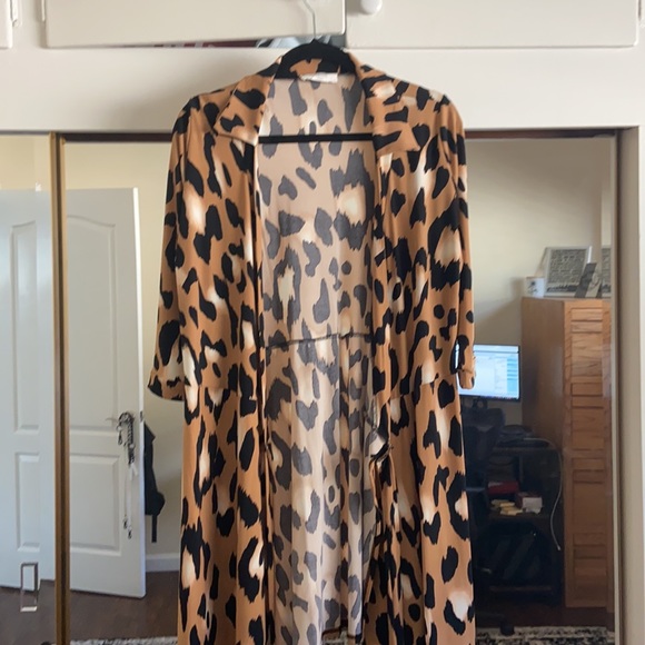 Cheetah wrap dress - Picture 6 of 7